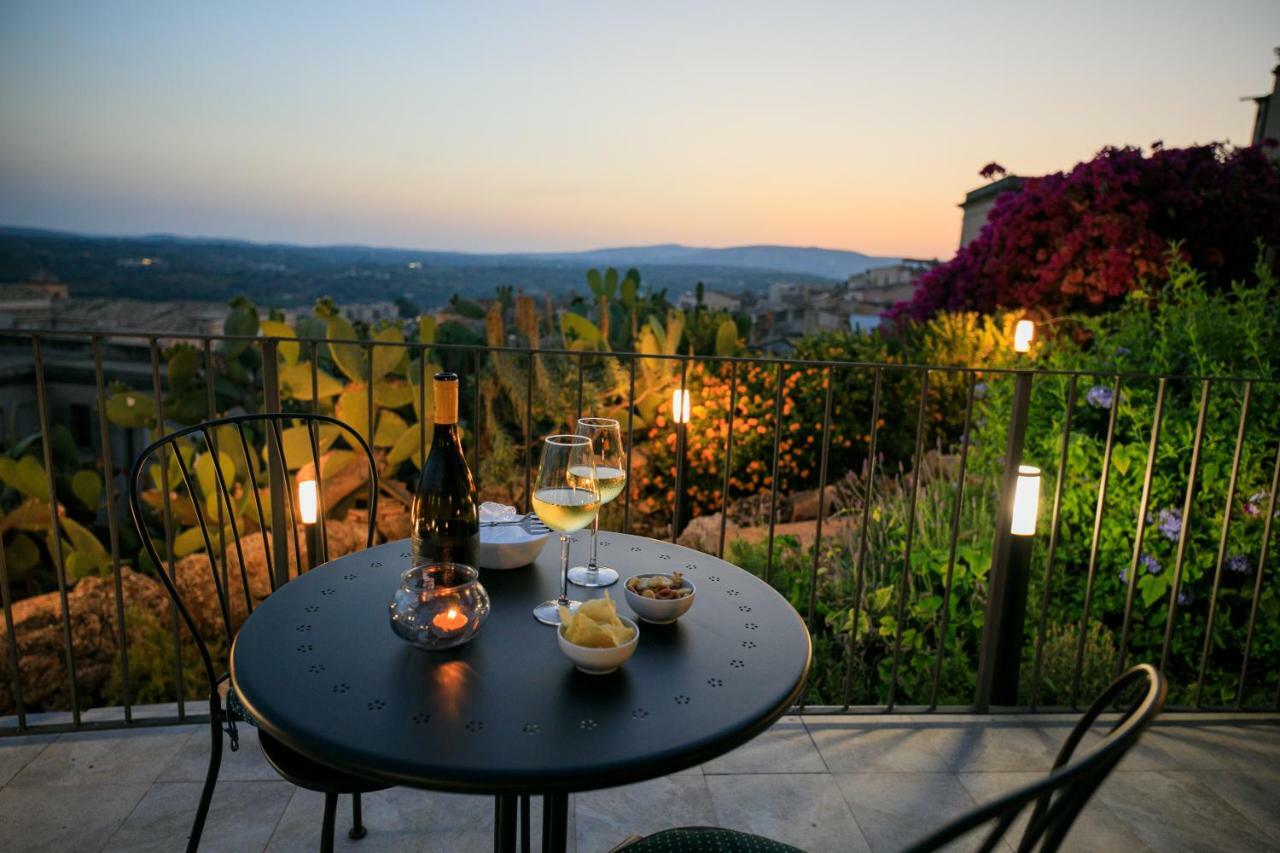 Trigona Garden Suite 노토 외부 사진